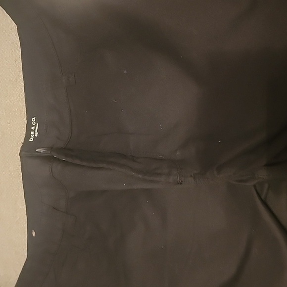 DKR & Co capri pants. - Picture 2 of 6